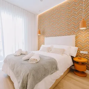 carmen-suites.hotelsinnerja.org/